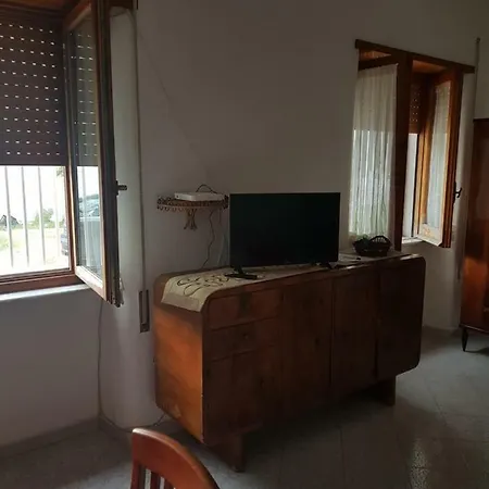 Villa Il nespolo Scauri  Esterno foto
