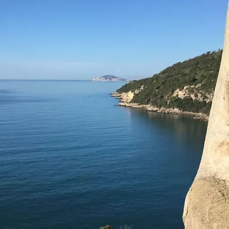 Villa Il nespolo Scauri  Esterno foto